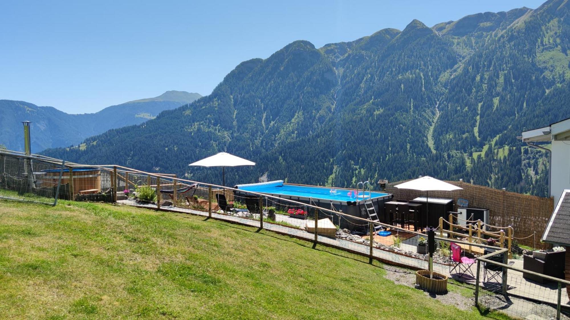 Gasthaus Alpina Tschappina Exteriér fotografie
