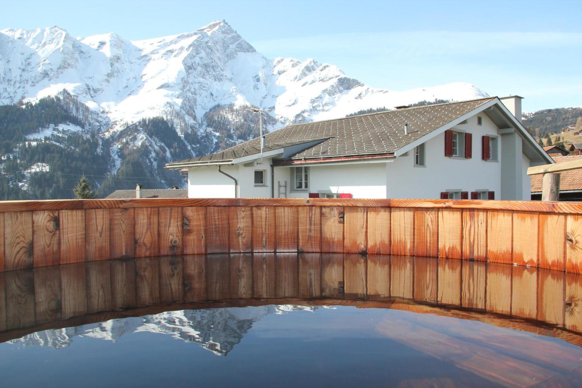 Gasthaus Alpina Tschappina Exteriér fotografie